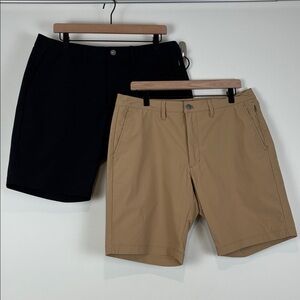 UNTUCKit (2) Pair Men’s 34 Flat Front Chancellor Performance Shorts Khaki/Black